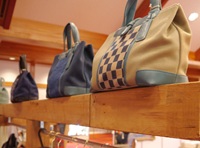 つながるあだち人　江戸の粋を鞄に　伝統を未来へつなぐ