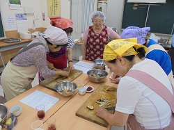 ふらっと寄り道サロン 夏バテ予防「薬膳おかゆで美容と健康作り」