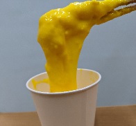ドキドキまなぼー 暗闇で光るスライム作り